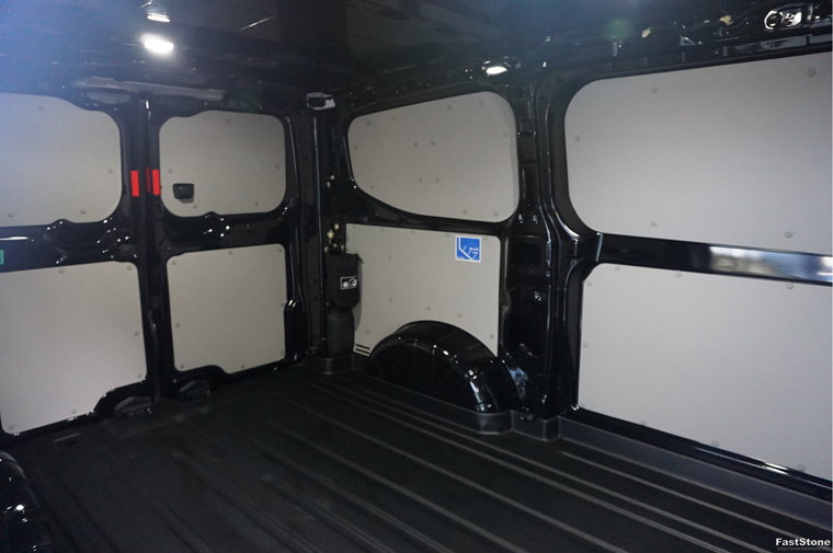 Vehicle Image 8