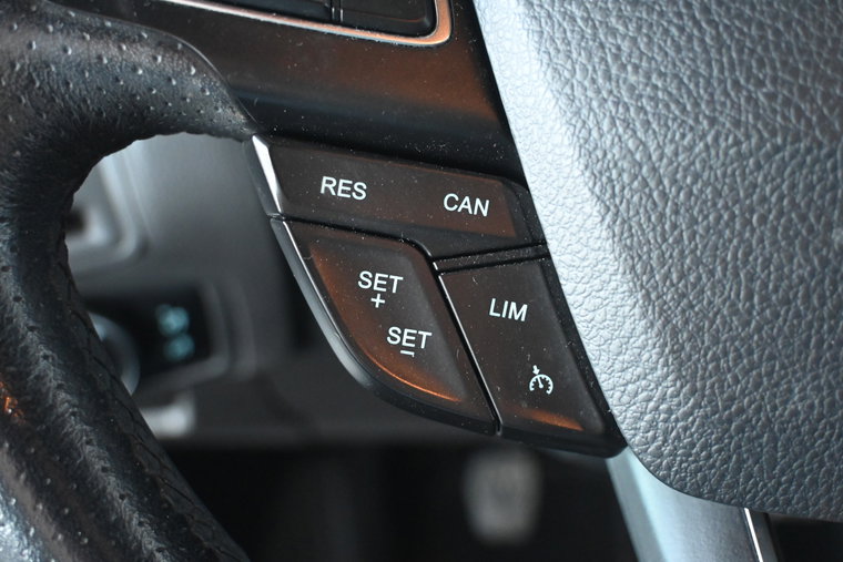 Vehicle Image 22