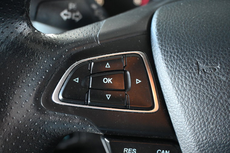 Vehicle Image 23