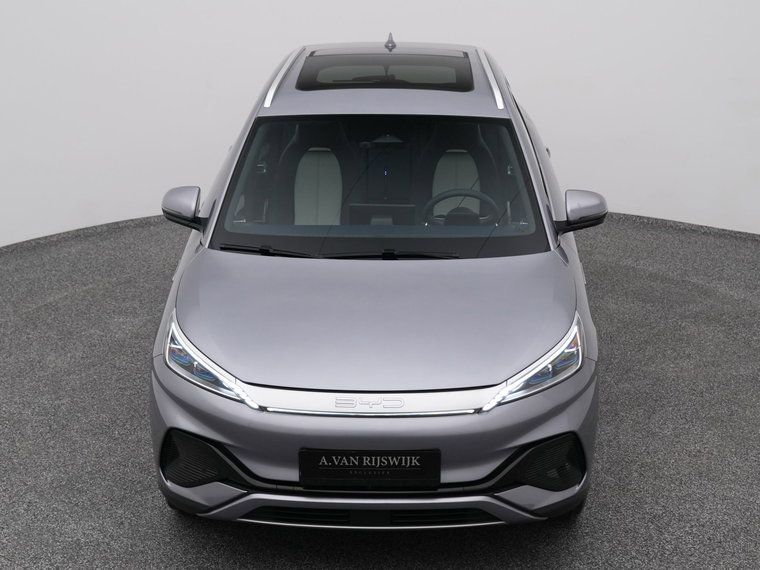 Vehicle Image 26