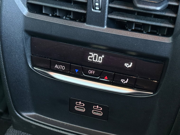Vehicle Image 39