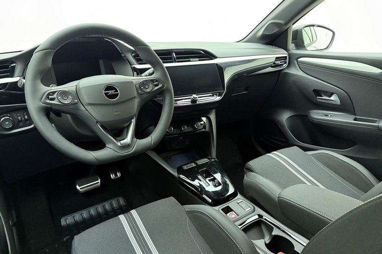 Vehicle Image 15
