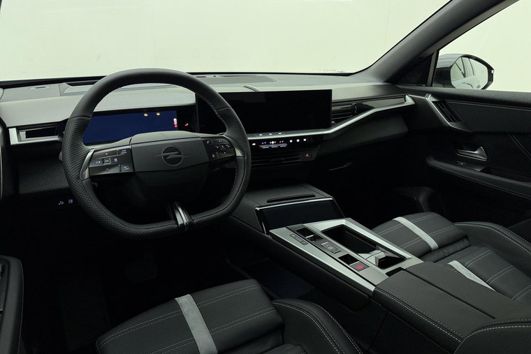Vehicle Image 23