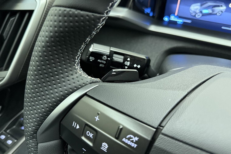 Vehicle Image 31
