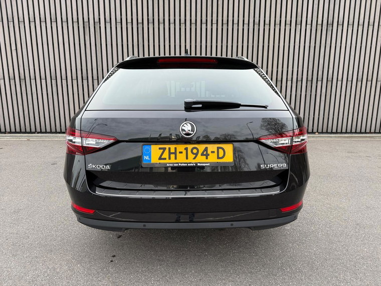 Vehicle Image 23