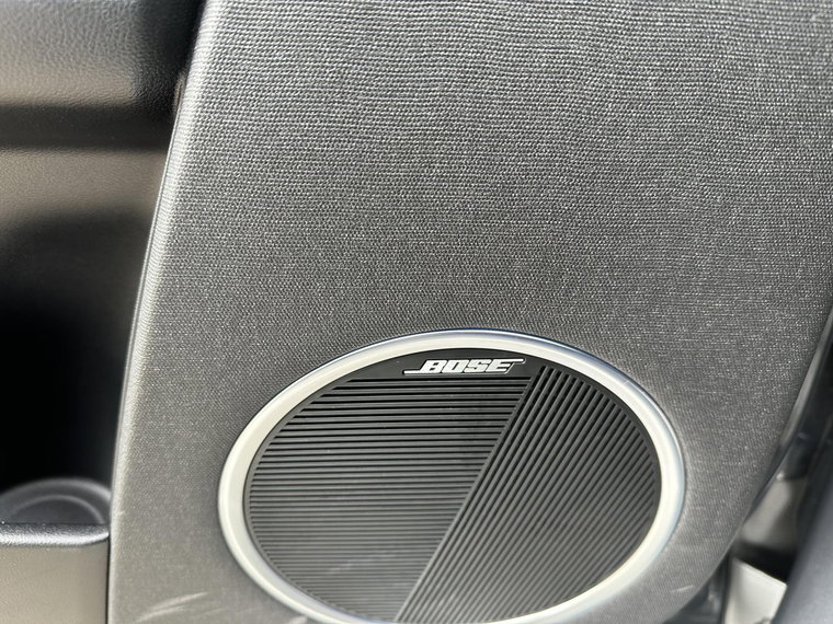 Vehicle Image 35
