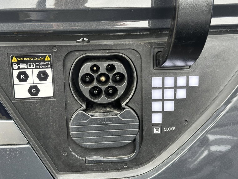 Vehicle Image 36