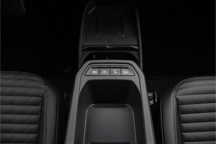 Vehicle Image 51