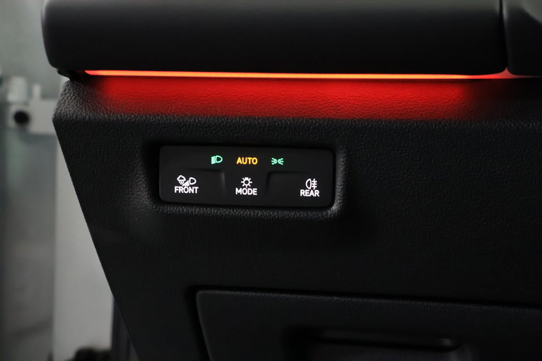 Vehicle Image 17