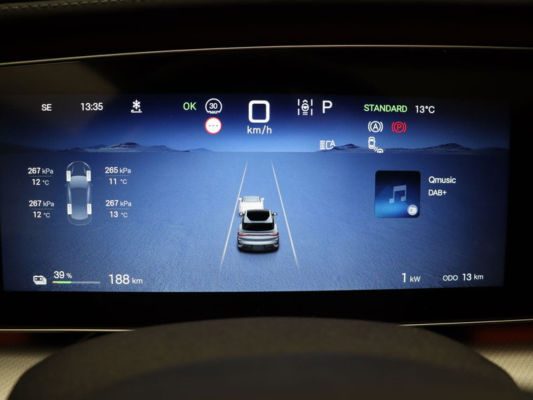 Vehicle Image 30