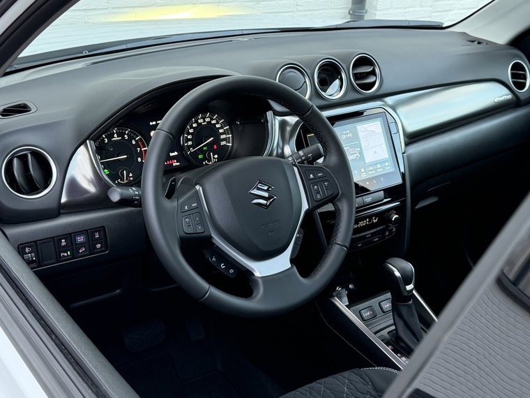 Vehicle Image 9