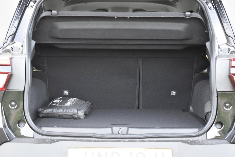 Vehicle Image 13