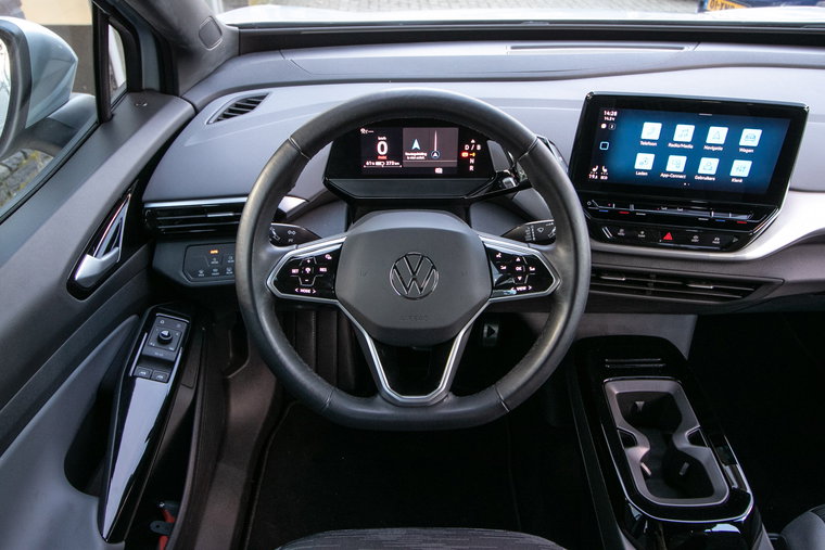 Vehicle Image 17
