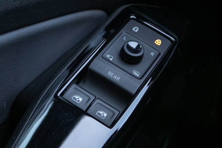 Vehicle Image 43