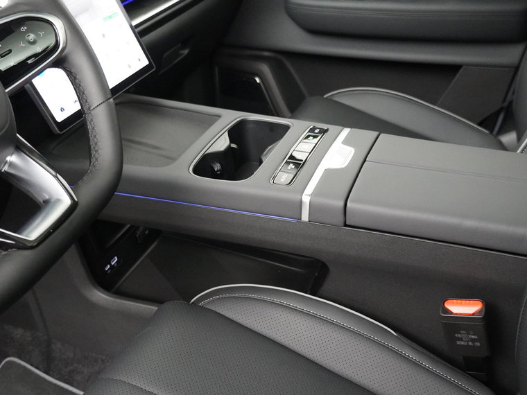 Vehicle Image 31