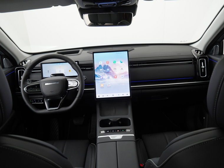 Vehicle Image 36