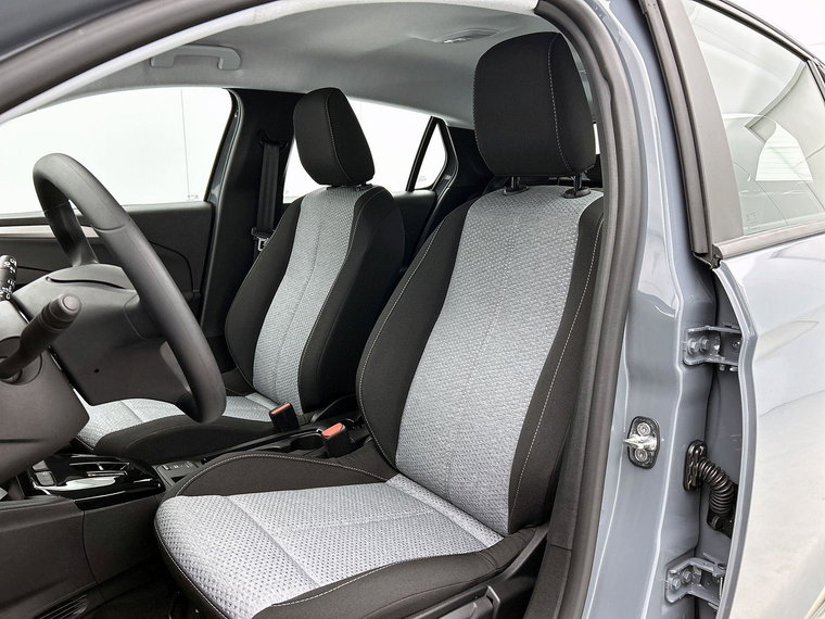 Vehicle Image 30