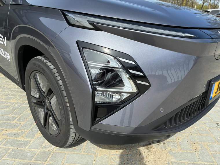 Vehicle Image 22