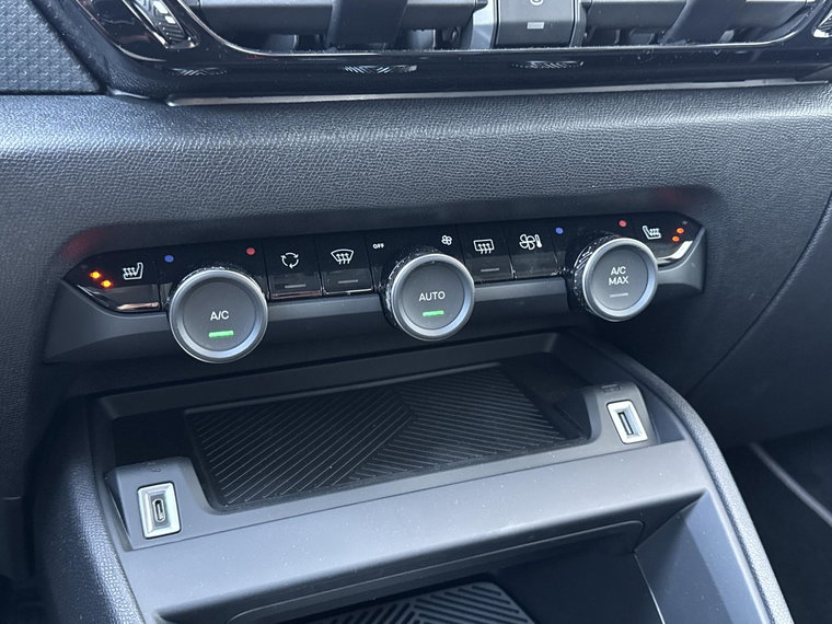 Vehicle Image 47