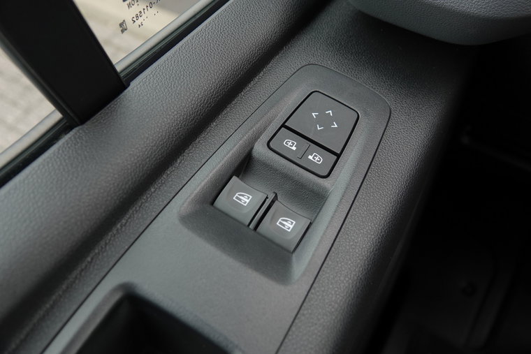 Vehicle Image 27