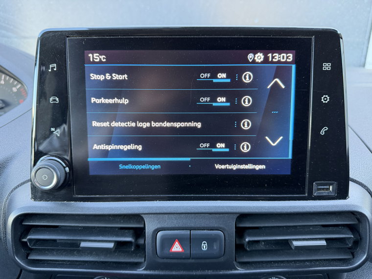 Vehicle Image 38