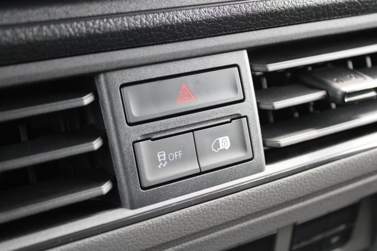 Vehicle Image 38