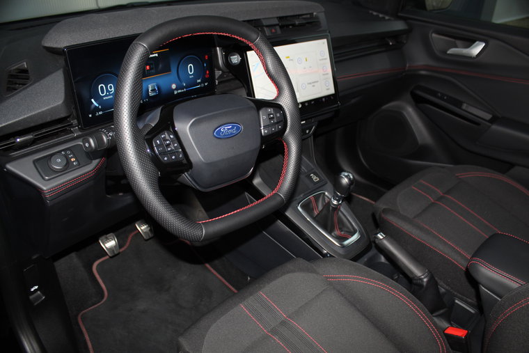 Vehicle Image 33