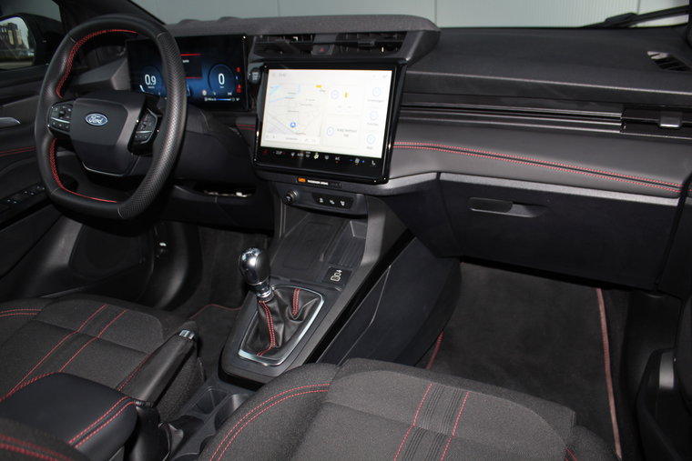 Vehicle Image 35