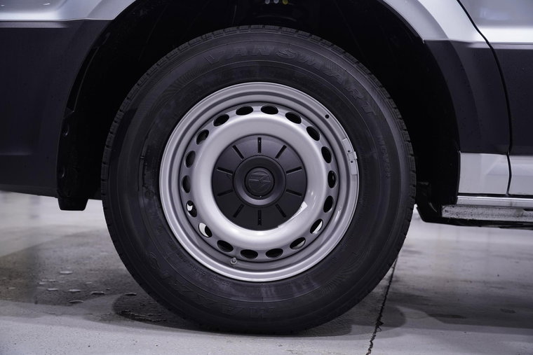 Vehicle Image 20