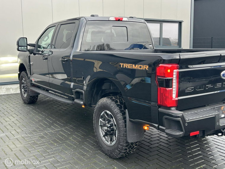 Vehicle Image 40