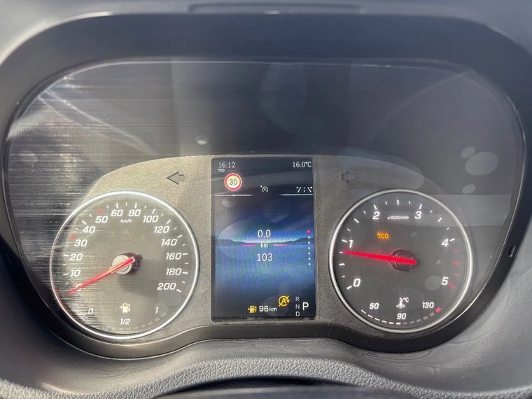 Vehicle Image 16