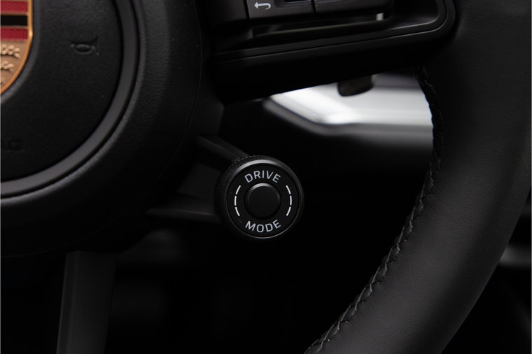 Vehicle Image 40