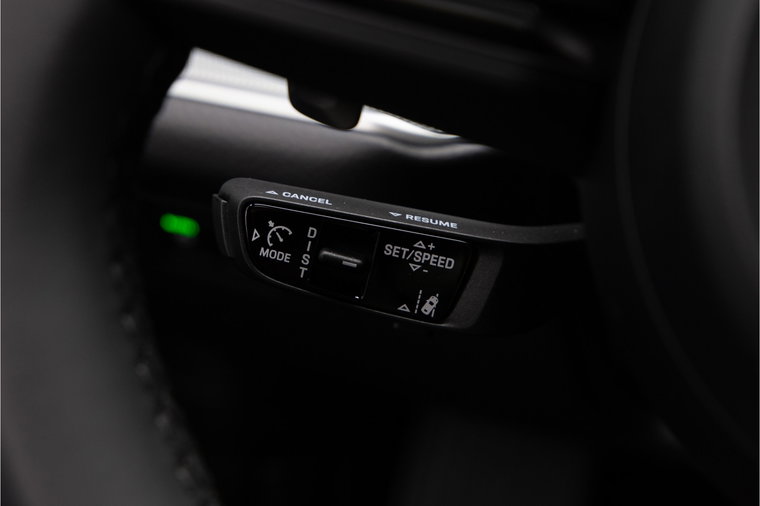 Vehicle Image 43
