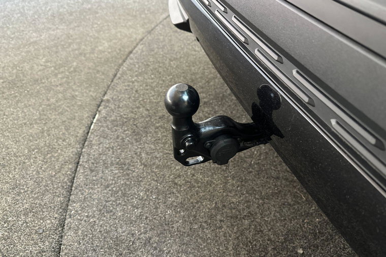 Vehicle Image 35