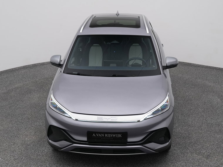 Vehicle Image 26