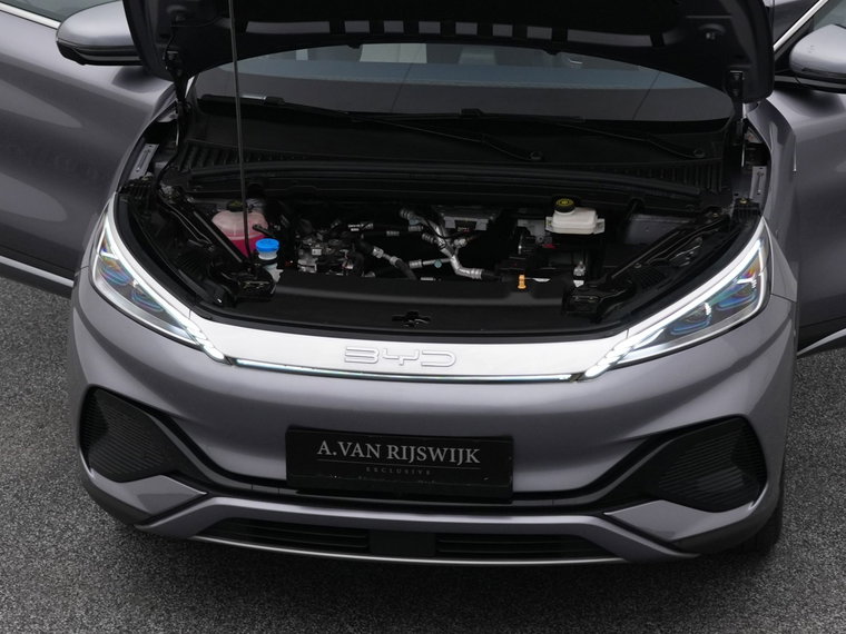 Vehicle Image 31