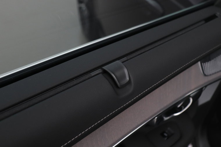 Vehicle Image 56