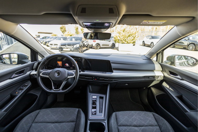 Vehicle Image 15