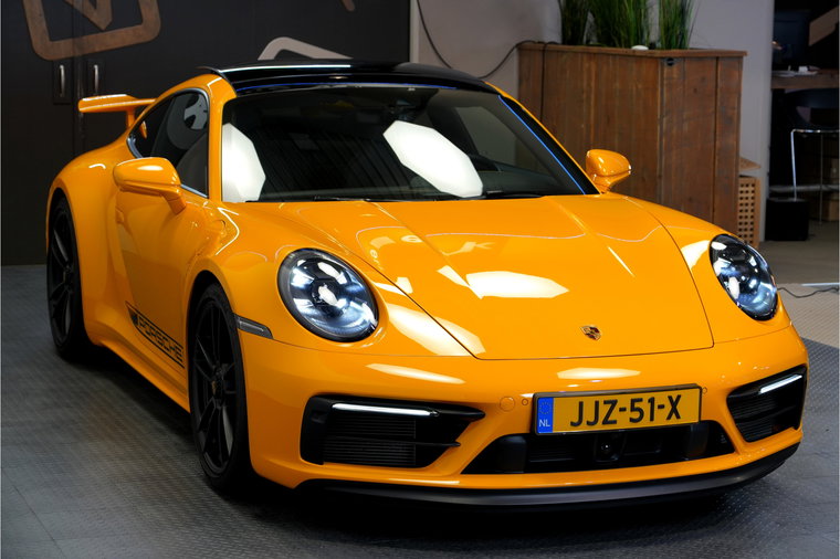 Vehicle Image 35