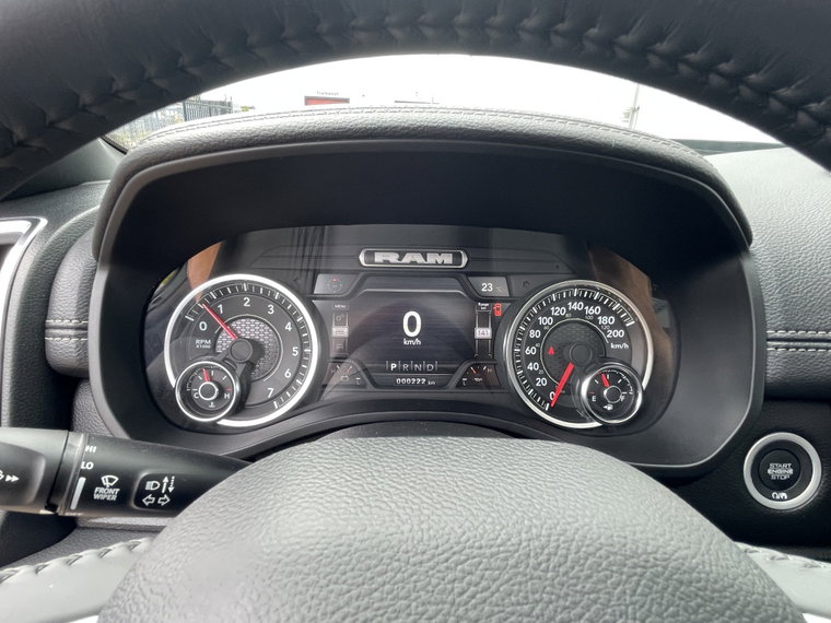 Vehicle Image 28