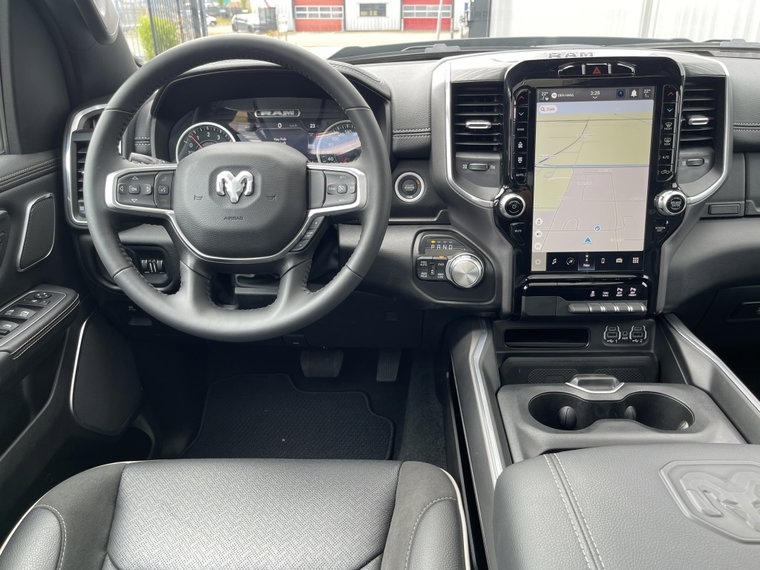 Vehicle Image 39