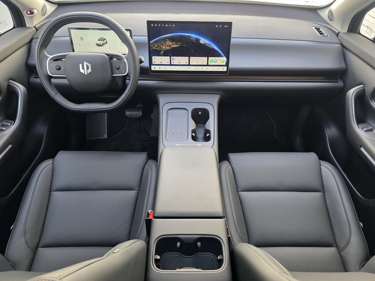 Vehicle Image 22