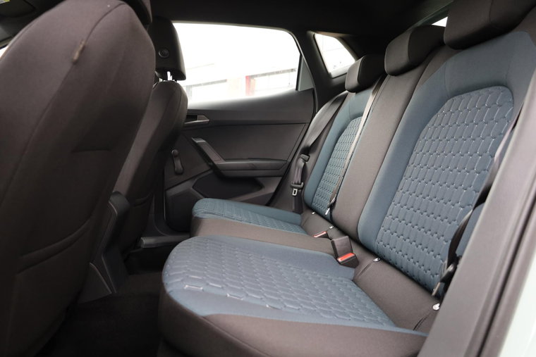 Vehicle Image 21