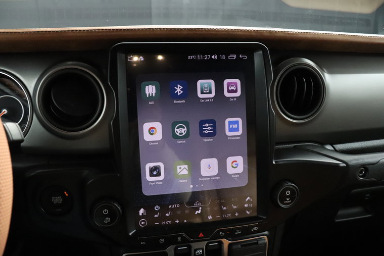 Vehicle Image 10