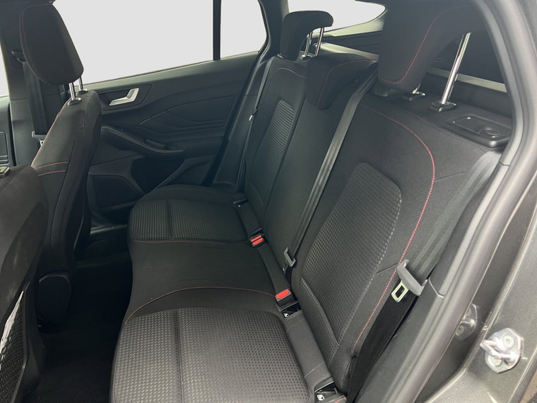 Vehicle Image 26