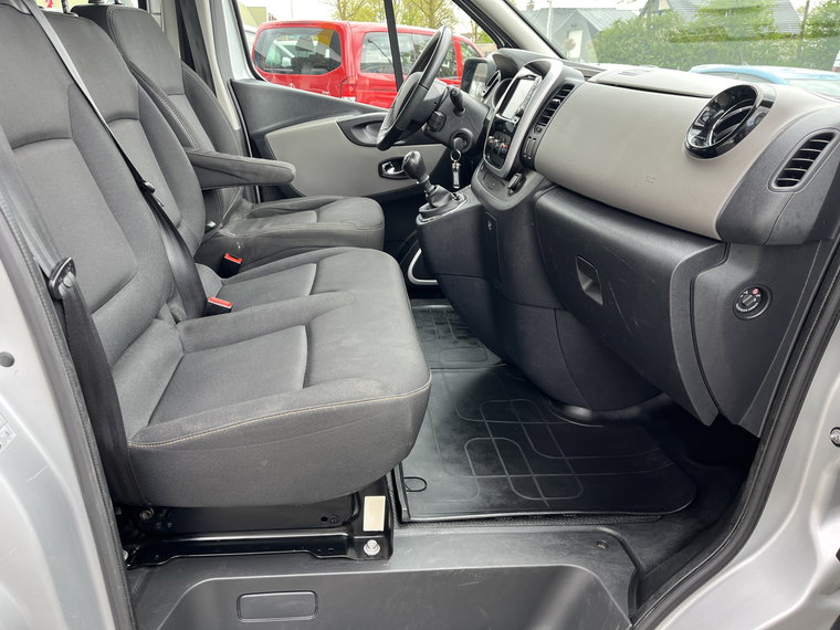 Vehicle Image 17