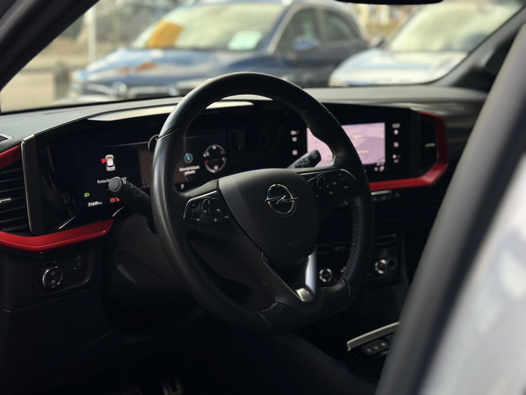 Vehicle Image 17