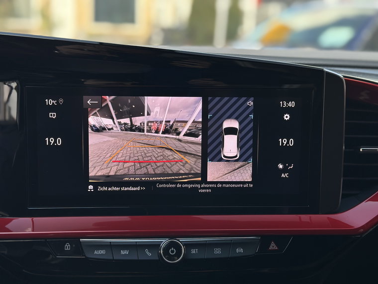 Vehicle Image 35