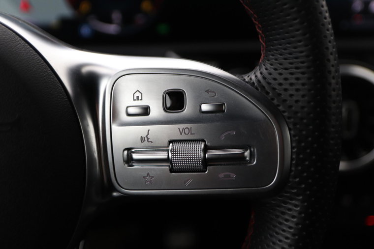 Vehicle Image 37