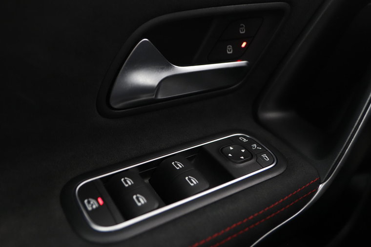 Vehicle Image 40